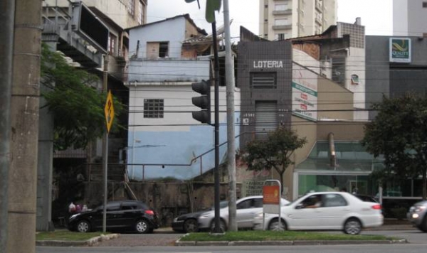 Moradia popular em área central – Vila Santa Isabel em BH