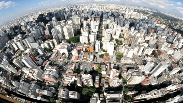 Brasil urbano: transição do modelo de desenvolvimento?