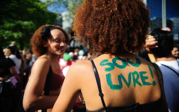 Qual o lugar das mulheres nas cidades? Por um ativismo-feminista-urbano