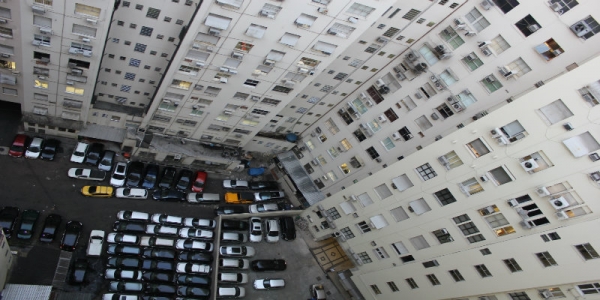 Concretos e afetos: enquadramentos da região central