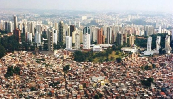 Desigualdades urbanas e desigualdades sociais nas metrópoles brasileiras