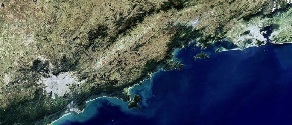 A Megarregião Rio de Janeiro-São Paulo: metropolização do espaço e integração global