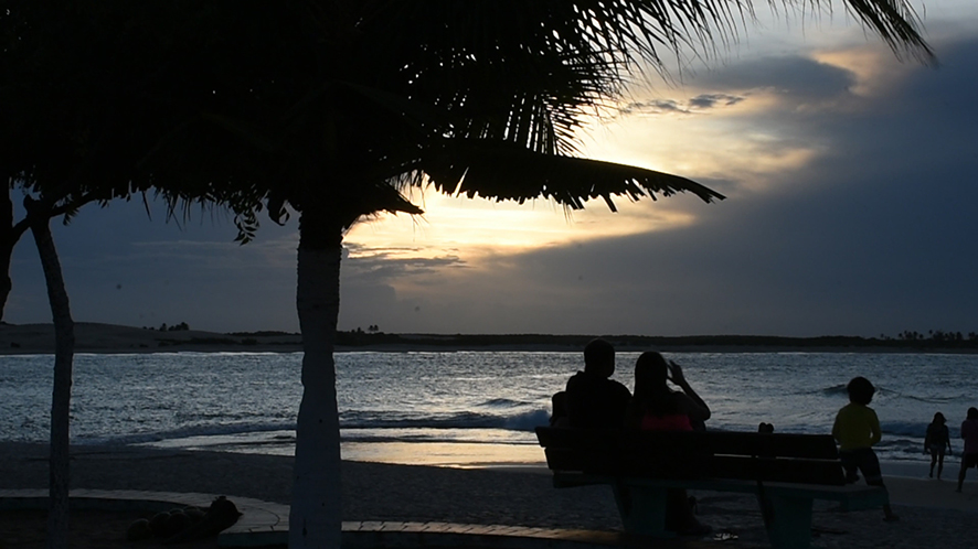 Filme “Entardecer” capta a beleza da praia de Mundaú (CE)
