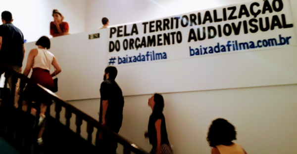 O Rio de Janeiro onde o filme da Barbie não chega: disputas pela democratização do audiovisual